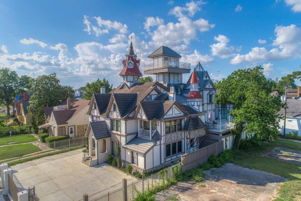 Villa With 8 Bedrooms And Heated Swimming Pool Houston Exteriör bild