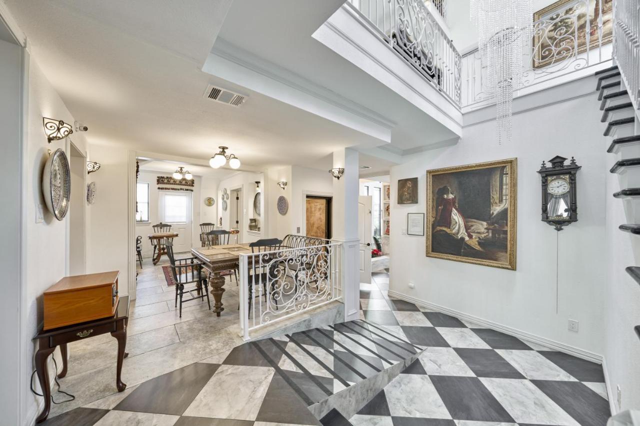 Villa With 8 Bedrooms And Heated Swimming Pool Houston Exteriör bild