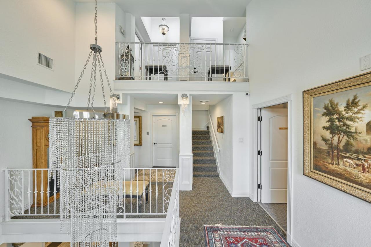 Villa With 8 Bedrooms And Heated Swimming Pool Houston Exteriör bild