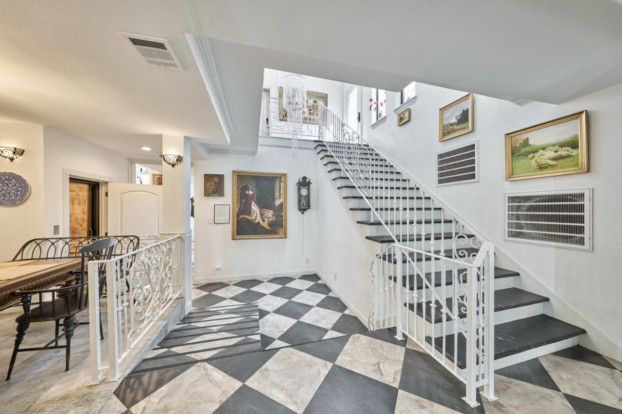 Villa With 8 Bedrooms And Heated Swimming Pool Houston Exteriör bild