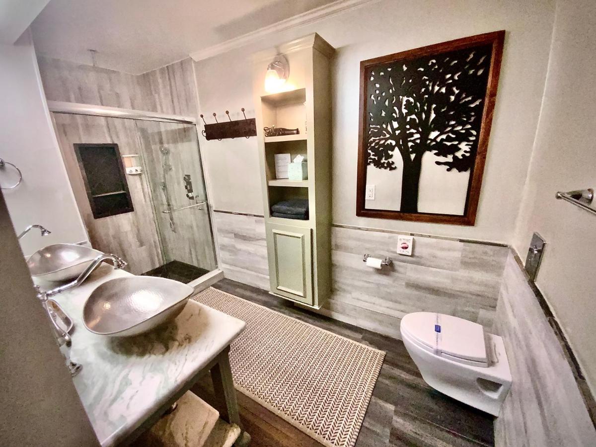 Villa With 8 Bedrooms And Heated Swimming Pool Houston Exteriör bild